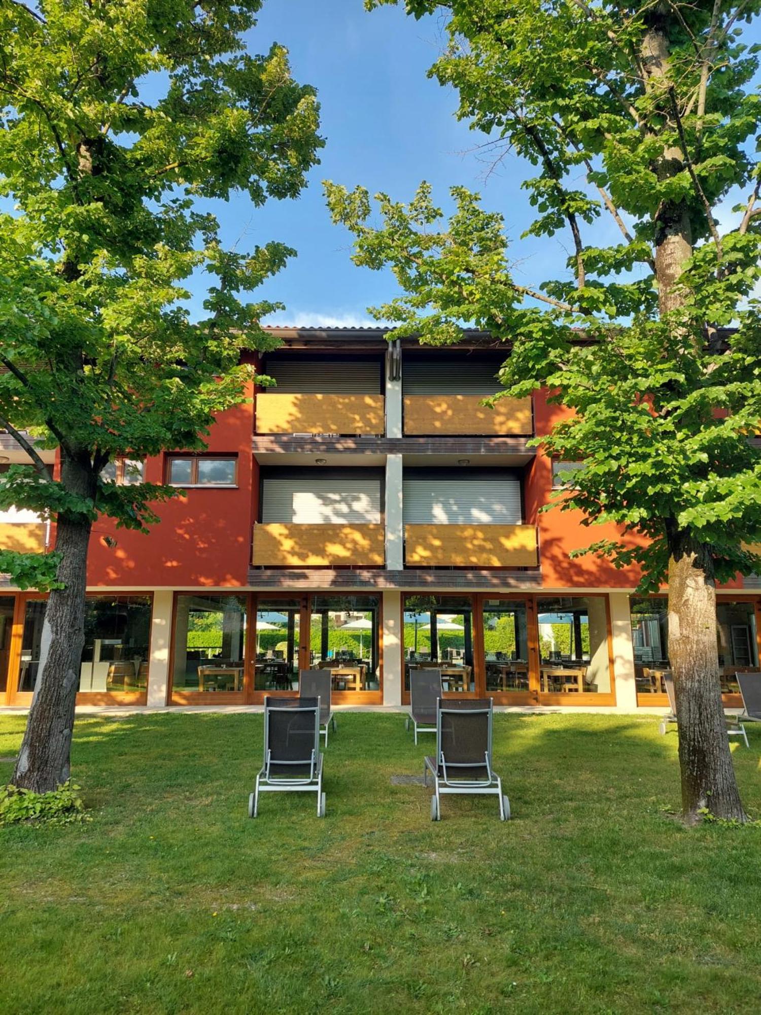Hotel La Pergola Lignano Sabbiadoro Extérieur photo