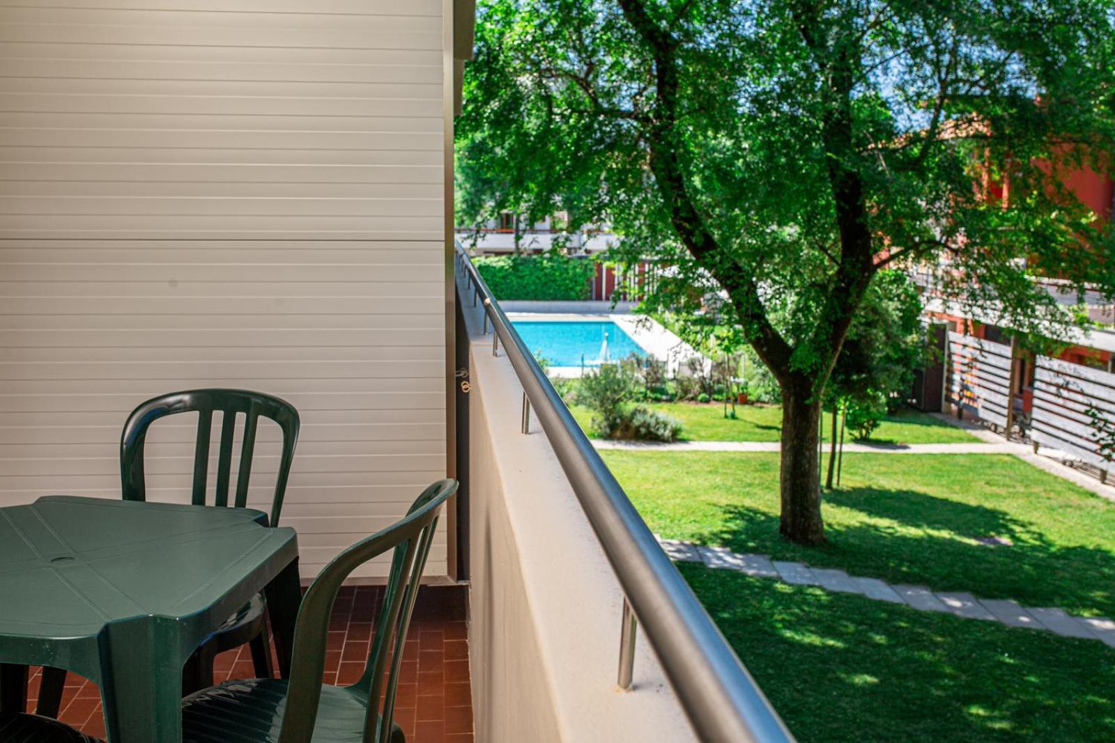 Hotel La Pergola Lignano Sabbiadoro Extérieur photo